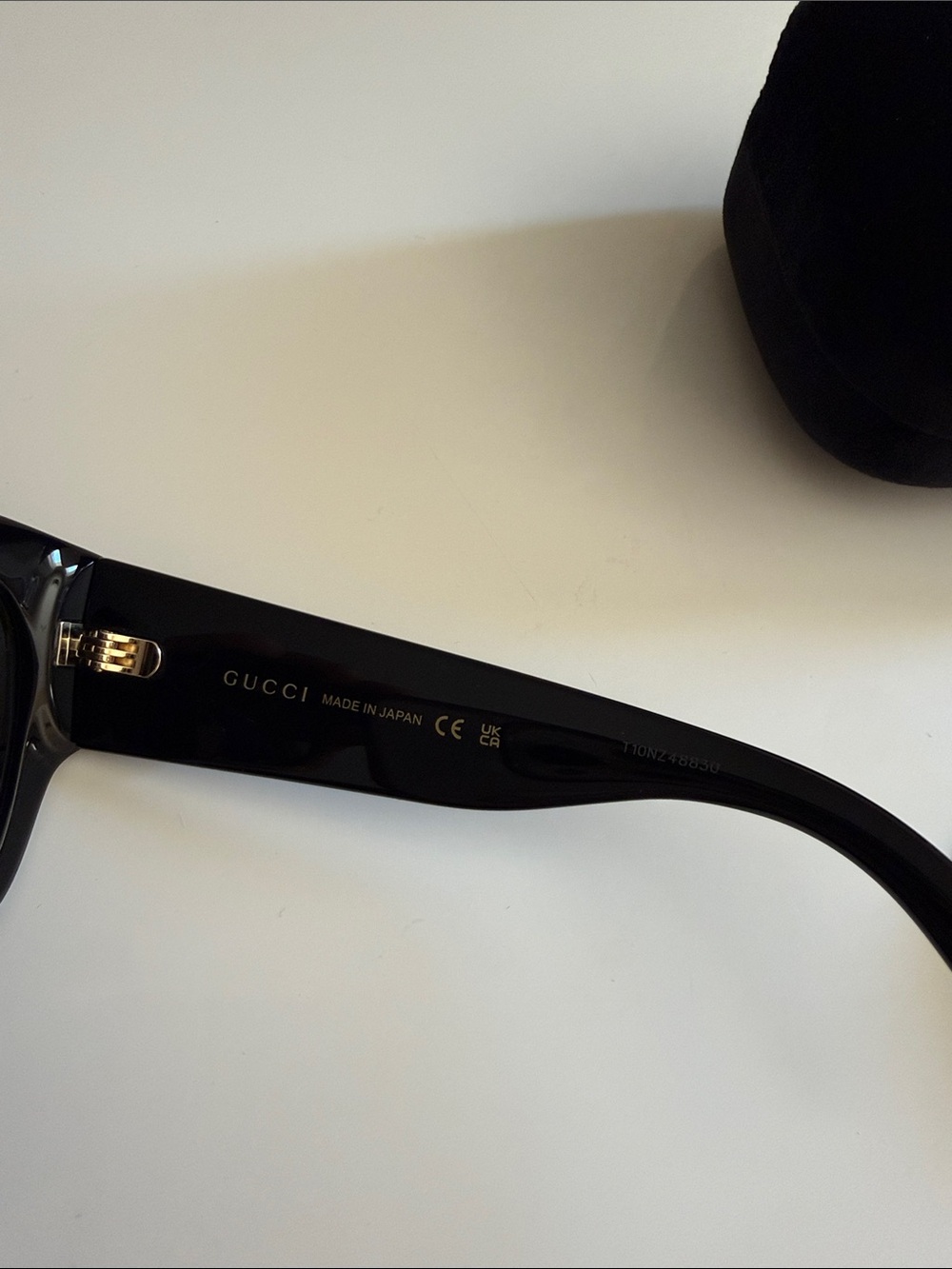 NWT , Gucci Women’s GG0142SAN  55mm Sunglasses black & gold - Picture 6 of 9